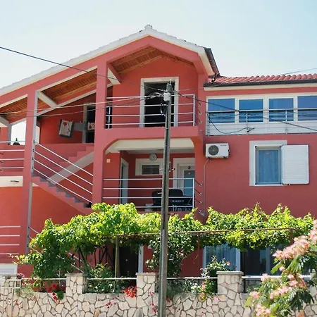 With Parking Space - 5084 Apartman