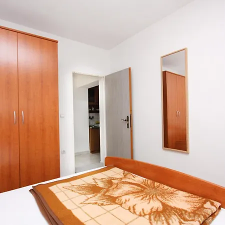 With Parking Space - 5084 * Murter