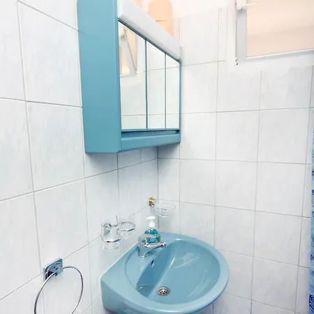 With Parking Space - 5084 Murter